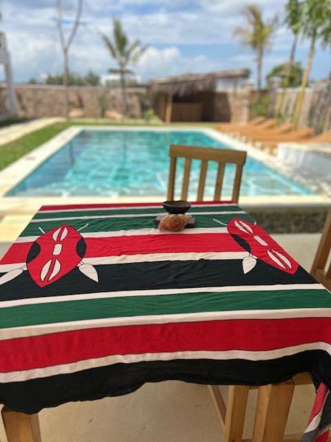 Tatu Inn Boutique Hotel Watamu Luaran gambar